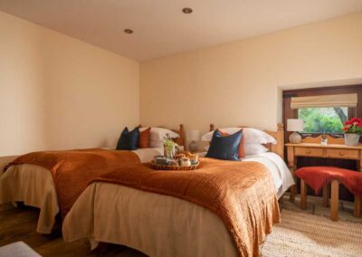 Luxury holiday cottage in the Peak District, sleeps 4 | Ford Old Hall Barn